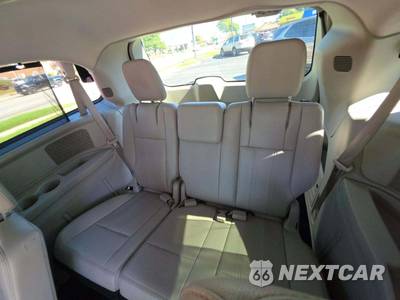 2014 Chrysler Town & Country Touring L 121.2" WB - zdjęcie 14 z 26 - miniatura