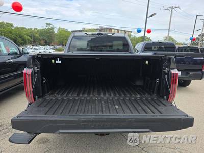 2024 Toyota Tundra Hybrid Capstone Crew Cab Short Bed - zdjęcie 14 z 21 - miniatura