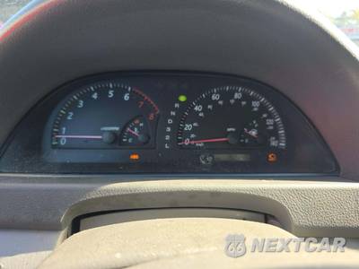2003 Toyota Camry XLE - zdjęcie 9 z 39 - miniatura