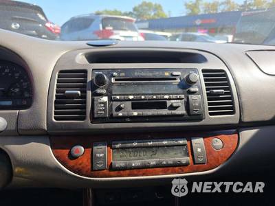 2003 Toyota Camry XLE - zdjęcie 10 z 39 - miniatura