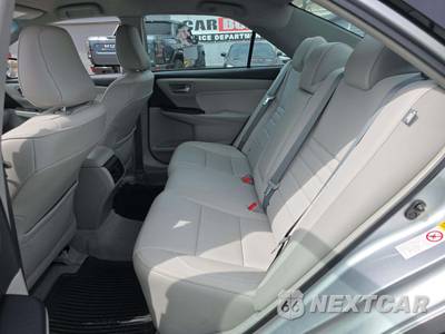 2015 Toyota Camry XLE - zdjęcie 13 z 23 - miniatura