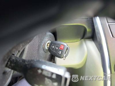 2015 Toyota Camry XLE - zdjęcie 8 z 23 - miniatura