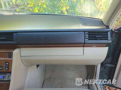 1995 Mercedes-Benz E 300 Sedan - zdjęcie 19 z 25 - miniatura