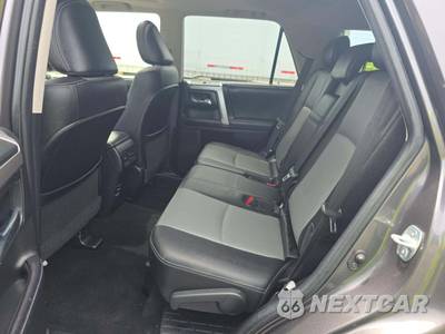 2017 Toyota 4Runner SR5 Premium - zdjęcie 13 z 22 - miniatura