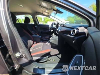 2025 Nissan Versa SR - zdjęcie 18 z 20 - miniatura