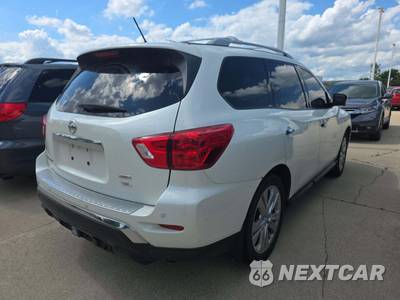 2018 Nissan Pathfinder SL - zdjęcie 3 z 24 - miniatura