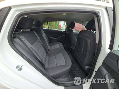 2018 Hyundai Ioniq Hybrid Blue - zdjęcie 16 z 23 - miniatura