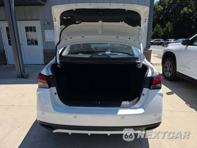 2025 Nissan Versa SV - zdjęcie 14 z 22 - miniatura