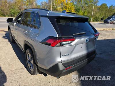 2022 Toyota RAV4 Hybrid XLE - zdjęcie 2 z 21 - miniatura