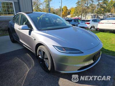 2025 Tesla Model 3 Long Range - zdjęcie 4 z 21 - miniatura