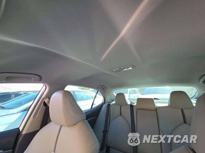 2022 Toyota Camry SE - zdjęcie 11 z 23 - miniatura