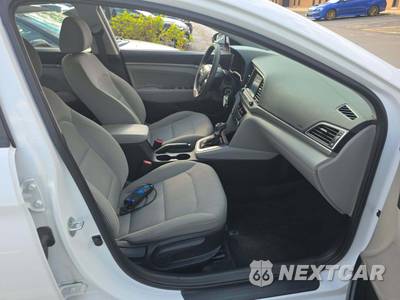 2017 Hyundai Elantra SE Sedan - zdjęcie 18 z 22 - miniatura