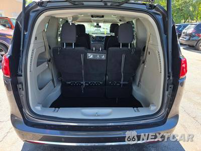 2018 Chrysler Pacifica Touring Plus 121.6" WB - zdjęcie 15 z 25 - miniatura