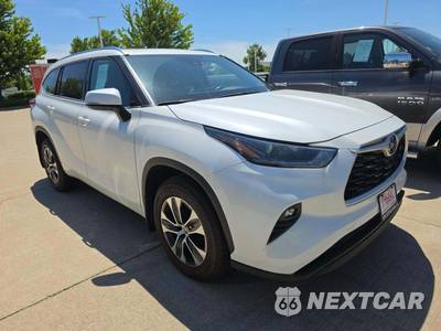 2021 Toyota Highlander XLE - zdjęcie 4 z 22 - miniatura