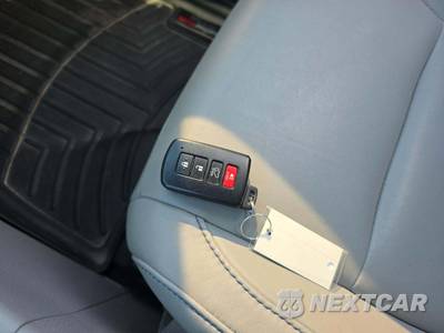 2015 Toyota Highlander XLE - zdjęcie 8 z 22 - miniatura