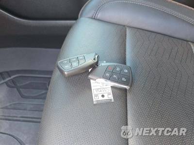 2024 Chevrolet Tahoe High Country 3LZ - zdjęcie 8 z 22 - miniatura