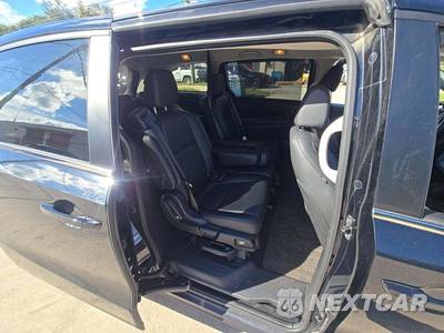 2025 Honda Odyssey EX-L 118.1" WB - zdjęcie 14 z 27 - miniatura