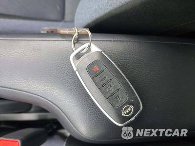 2025 Nissan Versa SV - zdjęcie 5 z 22 - miniatura