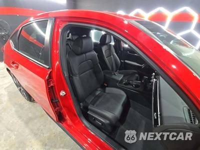 2026 Honda Civic Hatchback Hybrid Sport Touring - zdjęcie 18 z 24 - miniatura