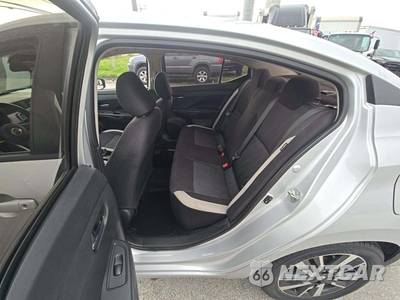 2021 Nissan Versa SV - zdjęcie 10 z 27 - miniatura