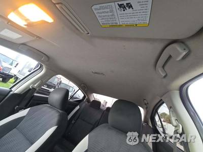 2021 Nissan Versa SV - zdjęcie 8 z 27 - miniatura