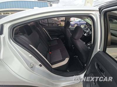 2021 Nissan Versa SV - zdjęcie 13 z 27 - miniatura