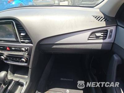 2019 Hyundai Sonata SE - zdjęcie 19 z 30 - miniatura