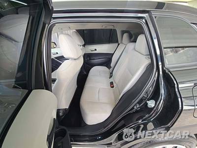 2022 Toyota Corolla Cross L - zdjęcie 13 z 24 - miniatura