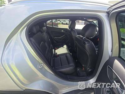 2016 Mercedes-Benz GLA 250 - zdjęcie 13 z 29 - miniatura