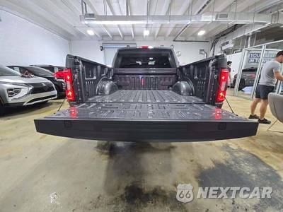 2023 Ford F-150 XLT Crew Cab Short Bed - zdjęcie 11 z 24 - miniatura
