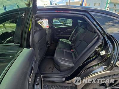 2026 Toyota Crown Nightshade - zdjęcie 10 z 25 - miniatura