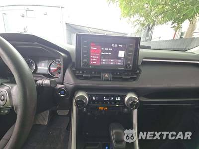 2021 Toyota RAV4 XLE - zdjęcie 7 z 26 - miniatura