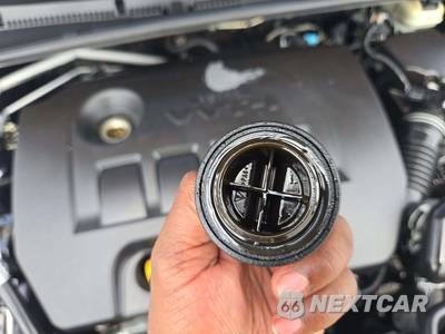 2019 Toyota Corolla LE Sedan - zdjęcie 24 z 26 - miniatura