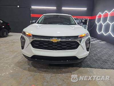 2025 Chevrolet Trax LS - zdjęcie 1 z 25 - miniatura