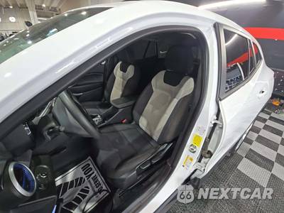 2025 Chevrolet Trax LS - zdjęcie 6 z 25 - miniatura