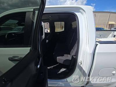 2020 Chevrolet Silverado 1500 WT Extended Cab Medium Bed 1WT - zdjęcie 10 z 26 - miniatura