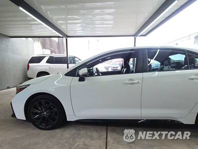 2024 Toyota Corolla XSE Sedan - zdjęcie 3 z 28 - miniatura