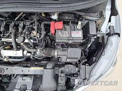 2025 Nissan Versa SV - zdjęcie 23 z 24 - miniatura
