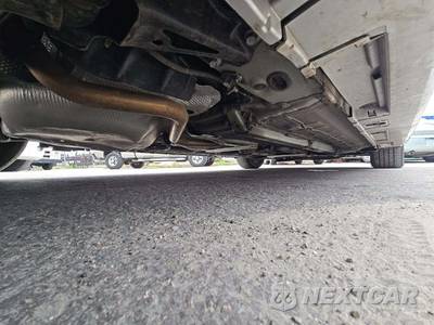 2025 Toyota Corolla LE Sedan - zdjęcie 17 z 24 - miniatura