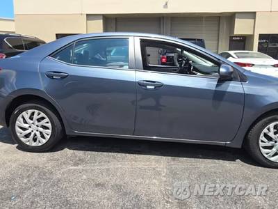 2017 Toyota Corolla LE Sedan - zdjęcie 5 z 31 - miniatura