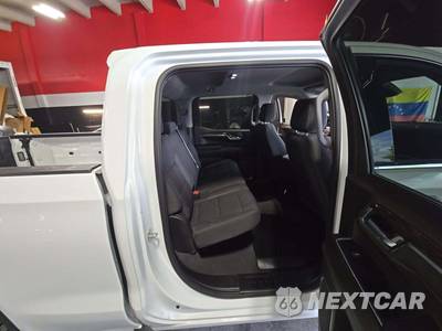 2022 GMC Sierra 1500 SLE Crew Cab Medium Bed 3SA - zdjęcie 16 z 28 - miniatura