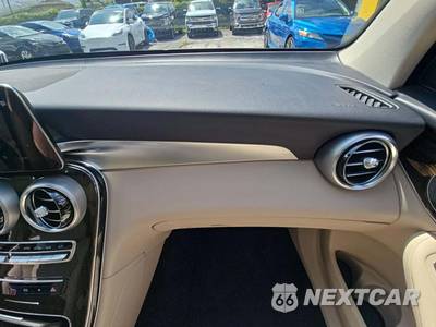 2022 Mercedes-Benz GLC 300 - zdjęcie 16 z 23 - miniatura