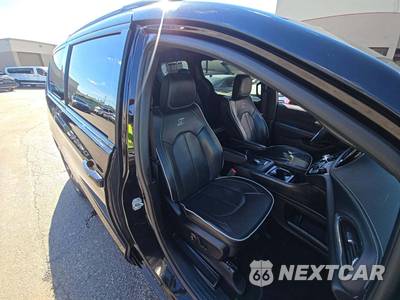 2025 Chrysler Pacifica Limited 121.6" WB - zdjęcie 16 z 27 - miniatura