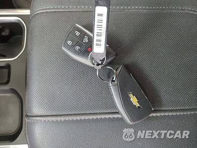 2024 Chevrolet Silverado 1500 LTZ Crew Cab Short Bed 1LZ - zdjęcie 8 z 29 - miniatura