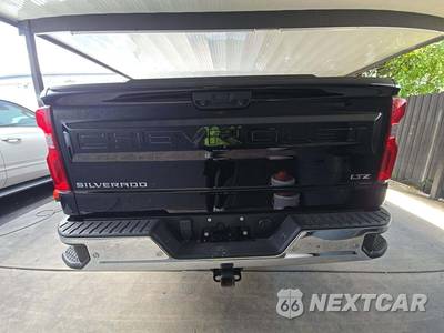 2024 Chevrolet Silverado 1500 LTZ Crew Cab Short Bed 1LZ - zdjęcie 3 z 29 - miniatura