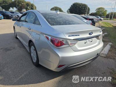 2011 Hyundai Sonata Hybrid - zdjęcie 2 z 22 - miniatura