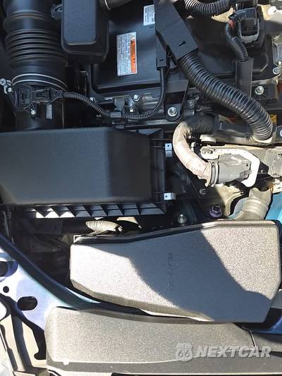 2022 Toyota Camry Hybrid XLE - zdjęcie 21 z 22 - miniatura