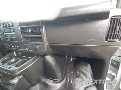 2024 Chevrolet Express 3500 Passenger Van LS 1LS 135.2" WB - zdjęcie 18 z 19 - miniatura