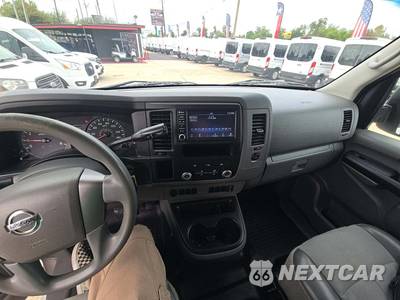 2020 Nissan NV2500 HD Cargo S High Roof 146.1" WB - zdjęcie 10 z 19 - miniatura