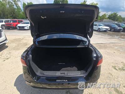 2023 Nissan Sentra SV - zdjęcie 14 z 21 - miniatura